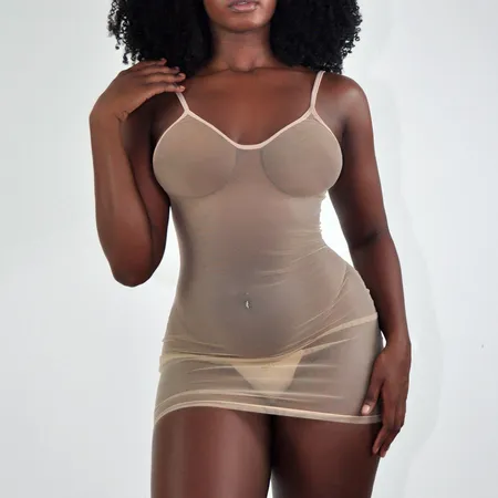 Vestido Ousado em Tule com Muita Transparência e Sensualidade - Doando - Canela - Ref 3194