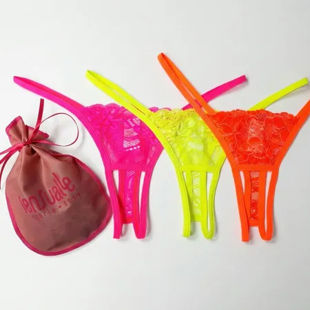 Kit 3 Calcinhas Sem Regulagem Modelo Fio Dental  Aberta em Renda Neon - Gruta - Laranja-Amarelo-Pink - Ref 1795